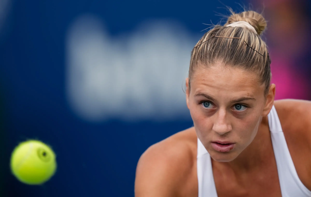 Marta Kostyuk Early Life and Education